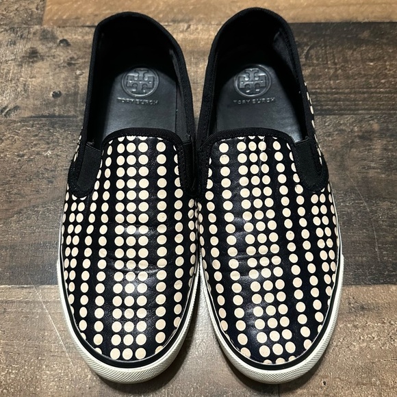 Tory Burch ‘Jesse’ Polka Dot Slip-On Sneakers - Picture 4 of 8